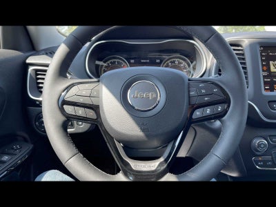 2023 Jeep Cherokee Altitude Lux