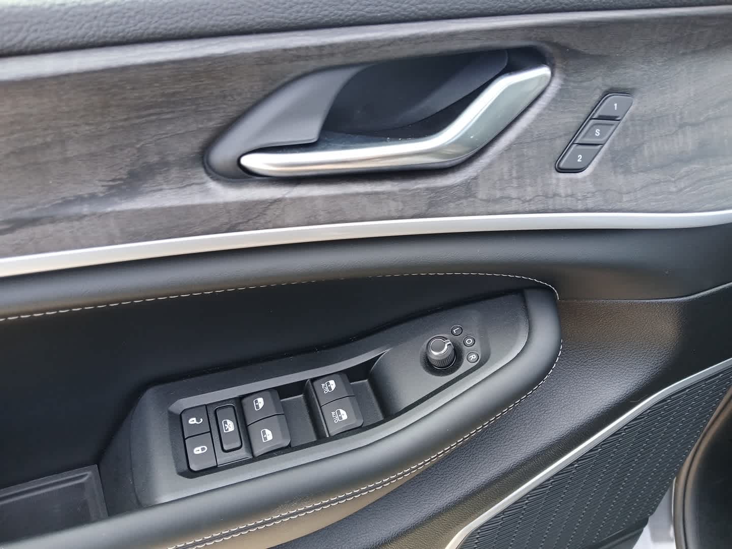 2026 Jeep Grand Cherokee GRAND CHEROKEE LIMITED RESERVE 4X4