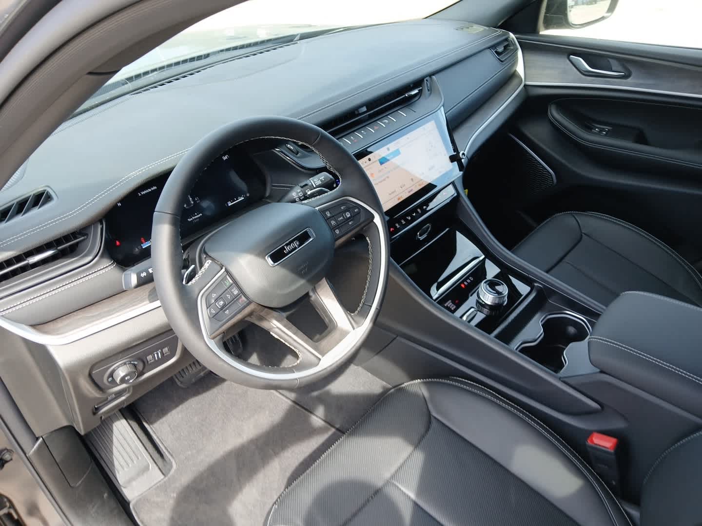 2026 Jeep Grand Cherokee GRAND CHEROKEE LIMITED RESERVE 4X4