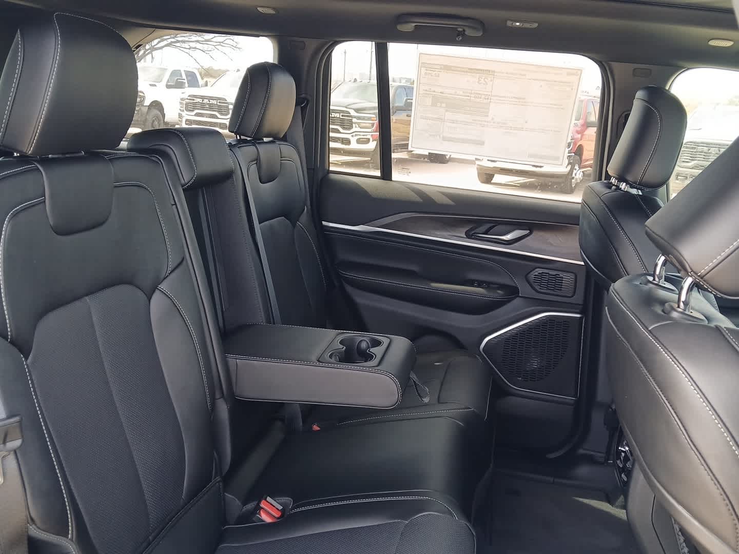 2026 Jeep Grand Cherokee GRAND CHEROKEE LIMITED RESERVE 4X4