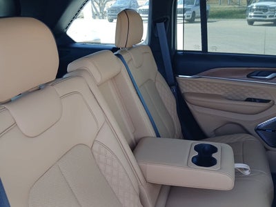 2025 Jeep Grand Cherokee GRAND CHEROKEE SUMMIT RESERVE 4X4