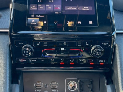 2025 Jeep Grand Cherokee L GRAND CHEROKEE L LAREDO X 4X4