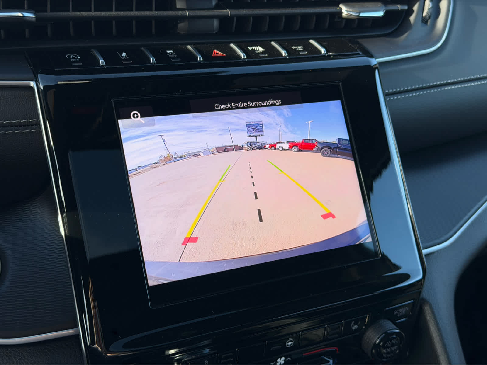 2025 Jeep Grand Cherokee L GRAND CHEROKEE L LAREDO X 4X4