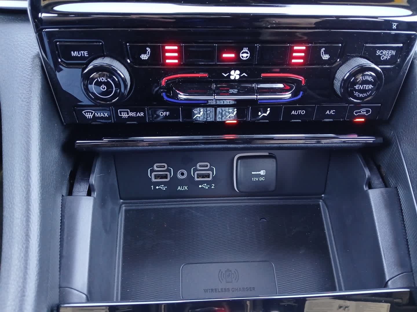 2025 Jeep Grand Cherokee L GRAND CHEROKEE L LAREDO X 4X4