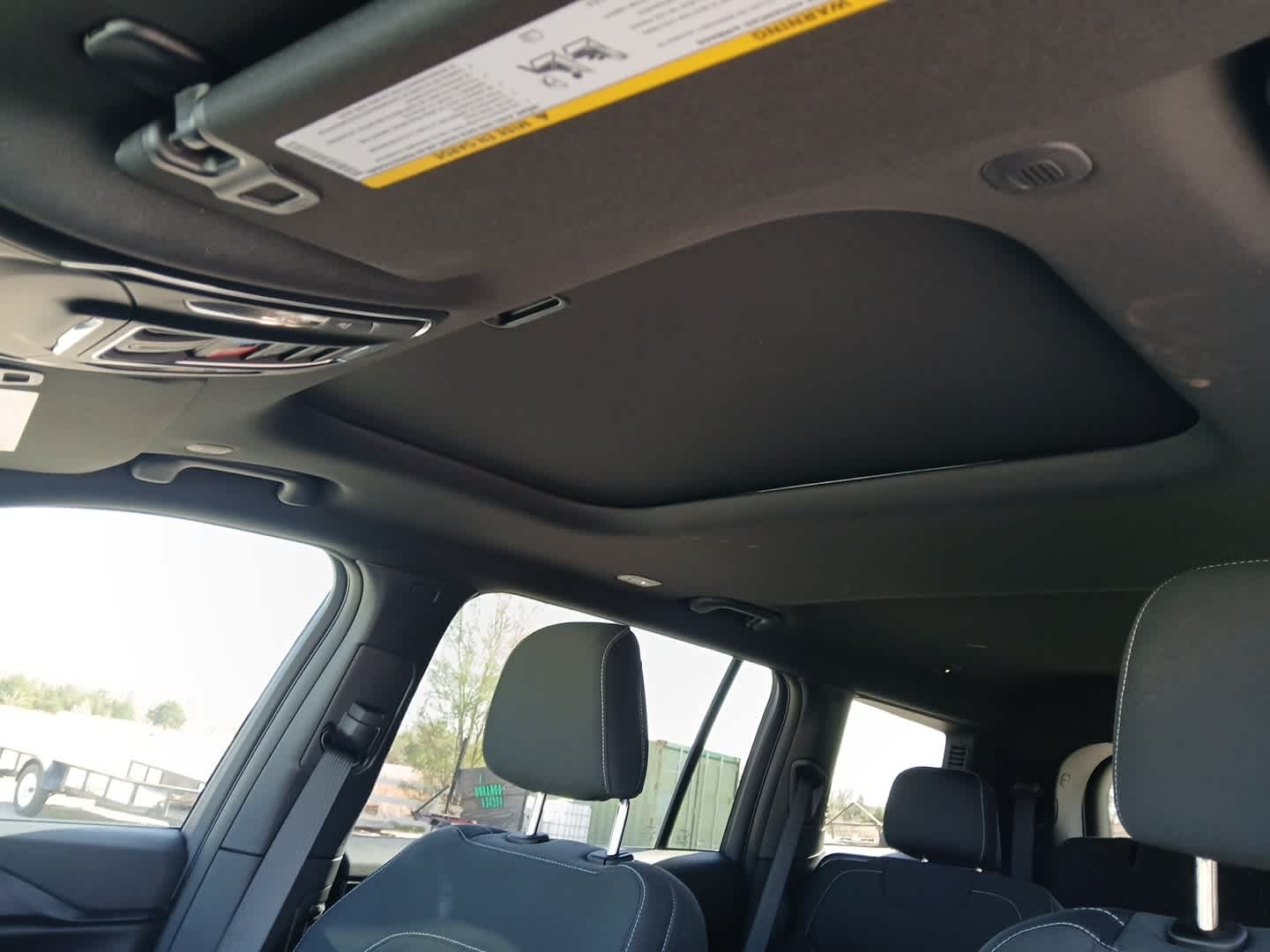 2025 Jeep Grand Cherokee L GRAND CHEROKEE L LAREDO X 4X4