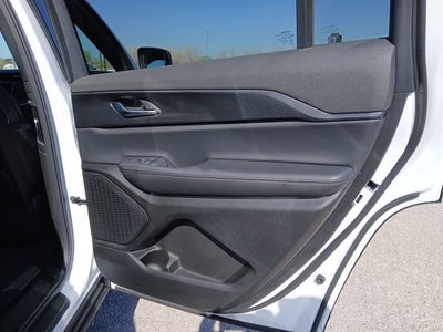 2025 Jeep Grand Cherokee L GRAND CHEROKEE L LAREDO X 4X4