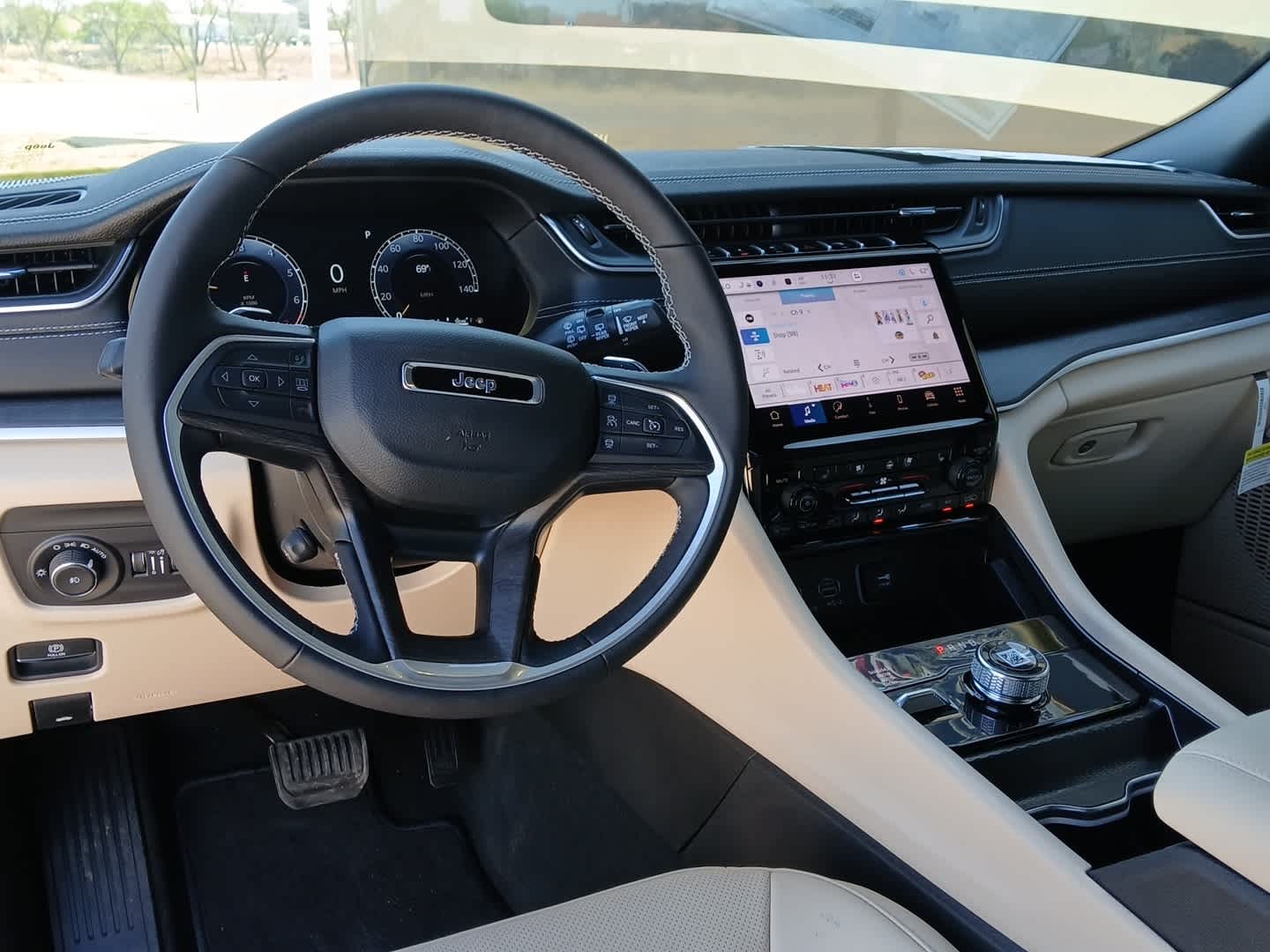 2025 Jeep Grand Cherokee L GRAND CHEROKEE L LIMITED 4X4