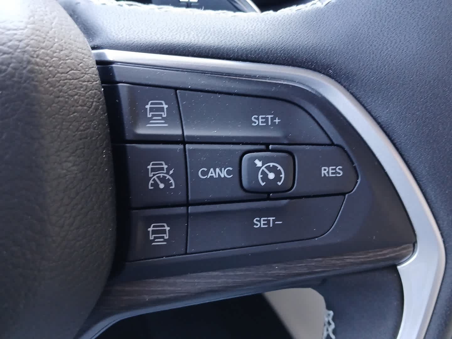 2025 Jeep Grand Cherokee L GRAND CHEROKEE L LIMITED 4X4