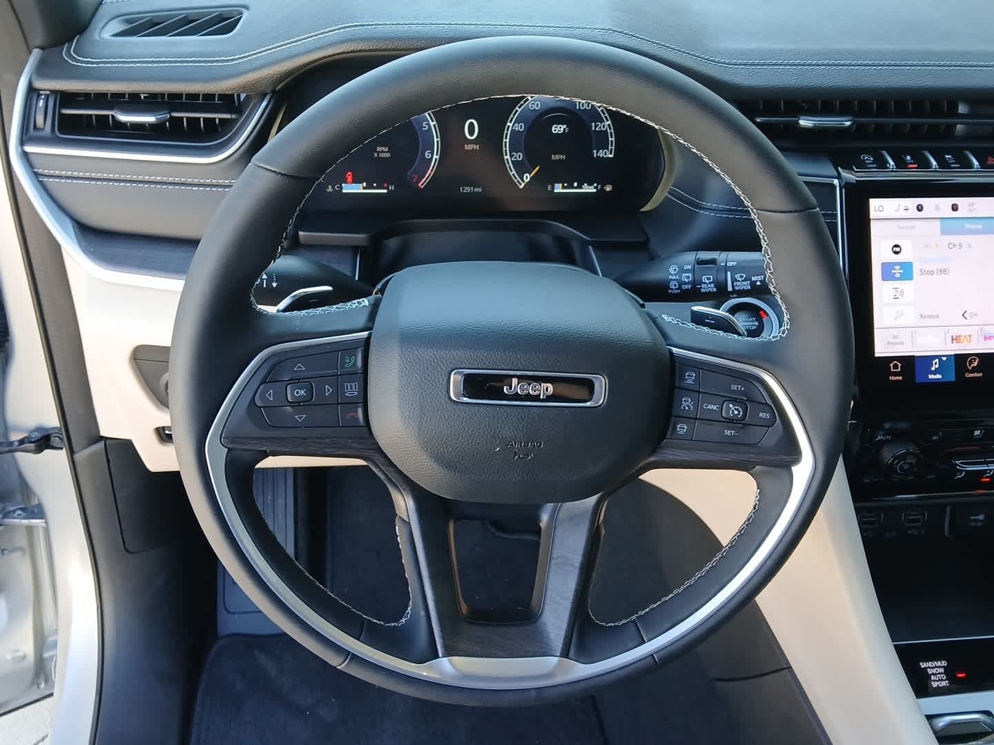 2025 Jeep Grand Cherokee L GRAND CHEROKEE L LIMITED 4X4