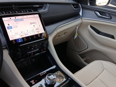 2025 Jeep Grand Cherokee L GRAND CHEROKEE L LIMITED 4X4