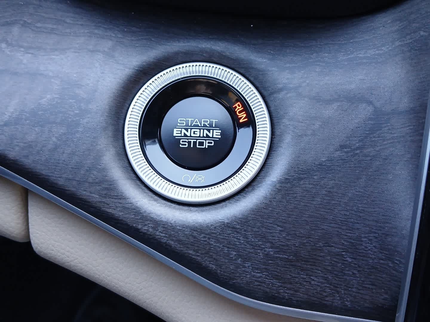 2025 Jeep Grand Cherokee L GRAND CHEROKEE L LIMITED 4X4