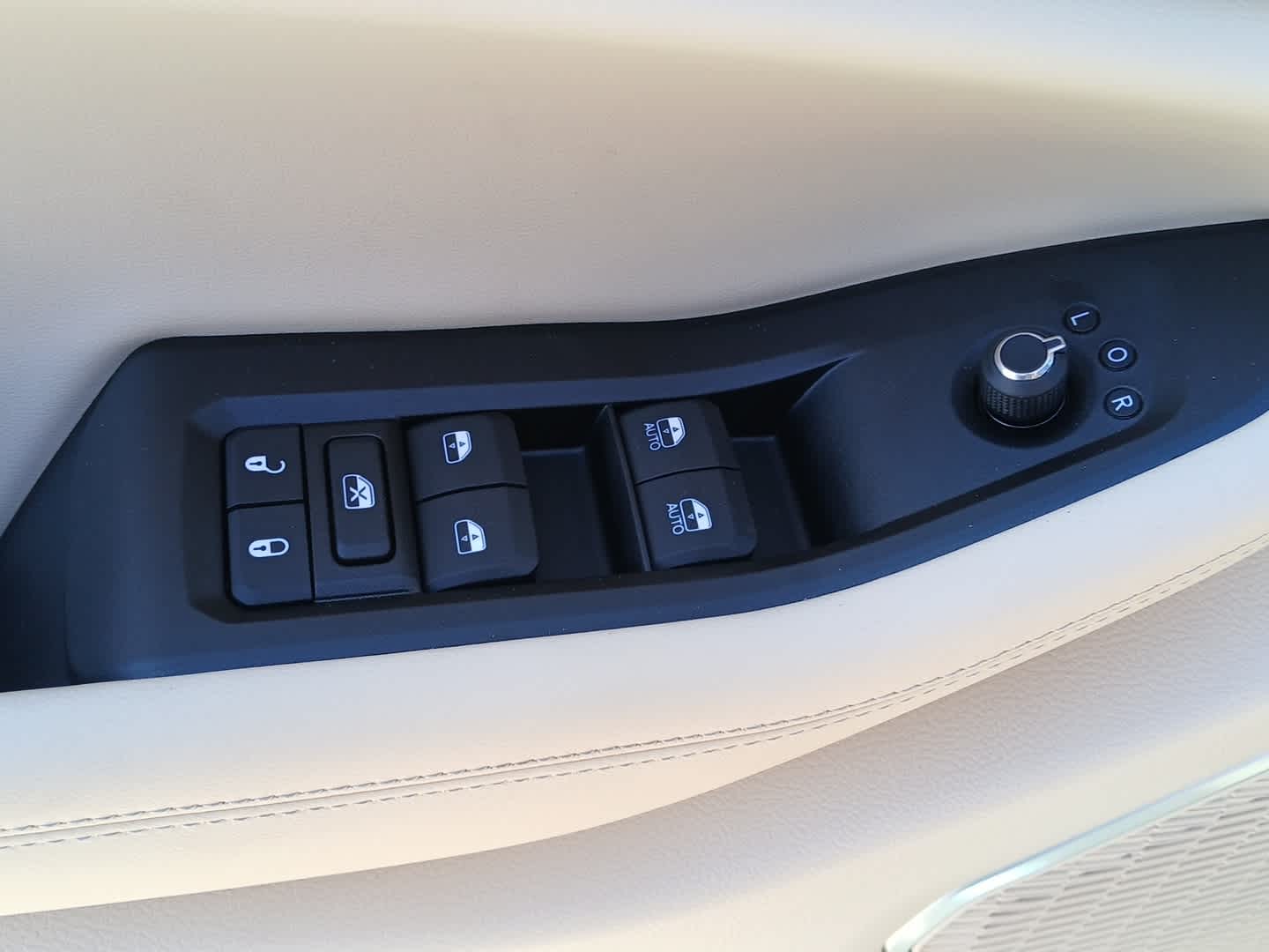 2025 Jeep Grand Cherokee L GRAND CHEROKEE L LIMITED 4X4