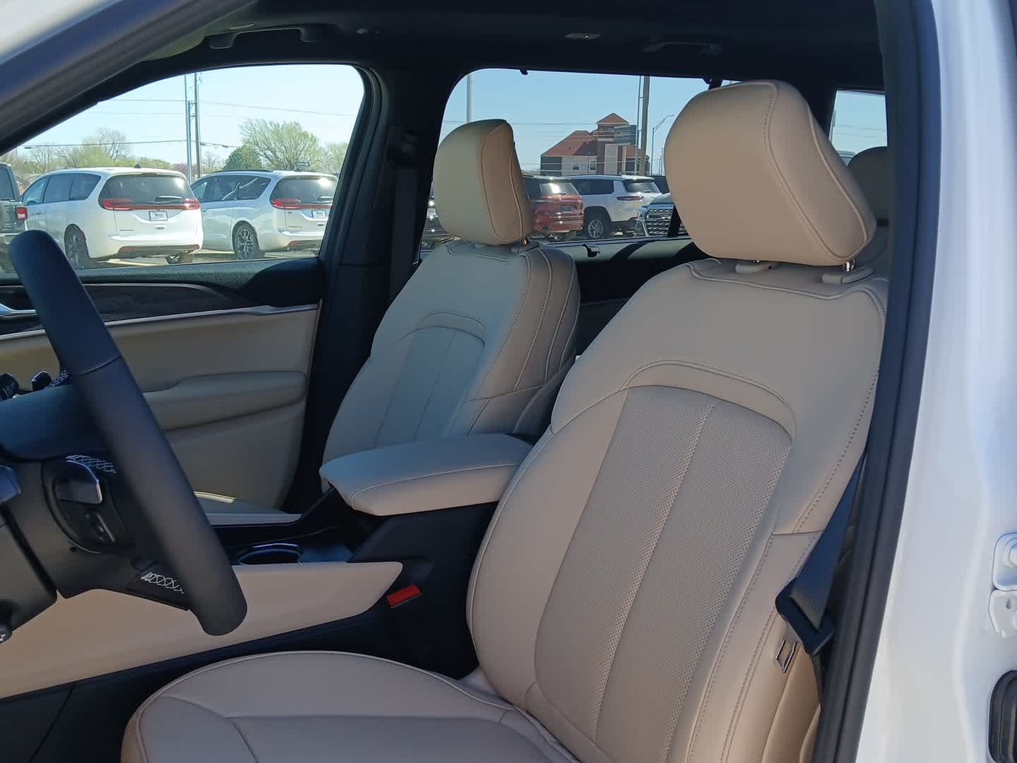 2025 Jeep Grand Cherokee L GRAND CHEROKEE L LIMITED 4X4