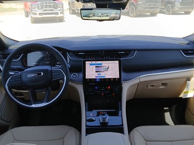 2025 Jeep Grand Cherokee L GRAND CHEROKEE L LIMITED 4X4