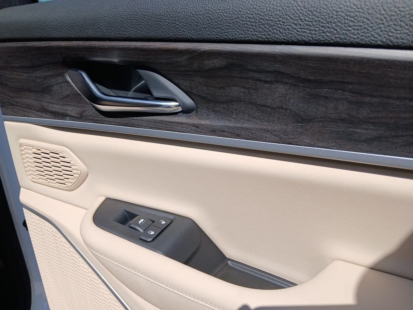 2025 Jeep Grand Cherokee L GRAND CHEROKEE L LIMITED 4X4