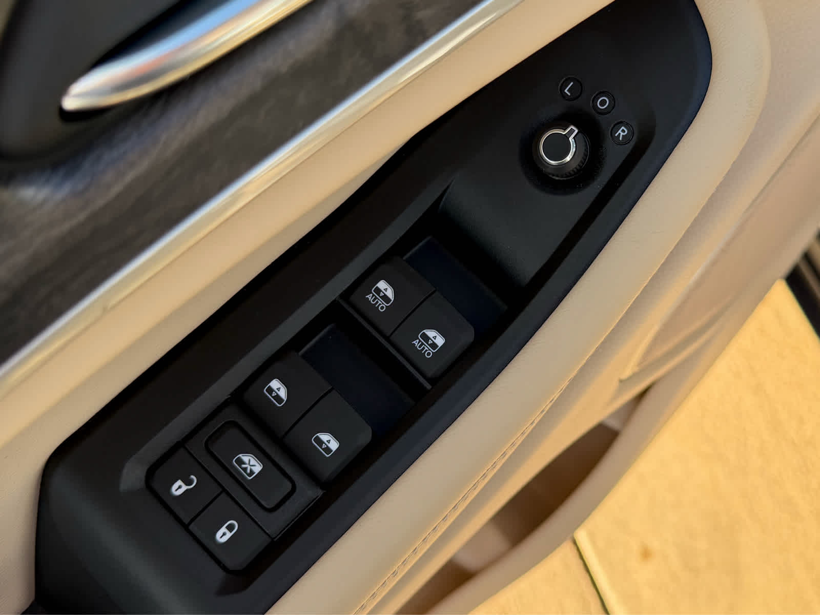 2025 Jeep Grand Cherokee L GRAND CHEROKEE L LIMITED 4X4