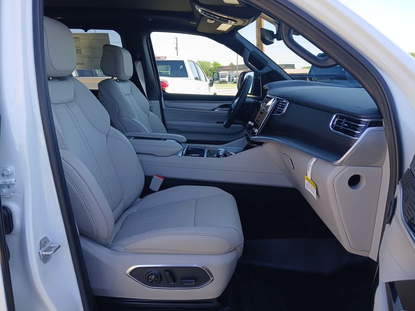 2026 Jeep Grand Wagoneer GRAND WAGONEER LIMITED RESERVE 4X4