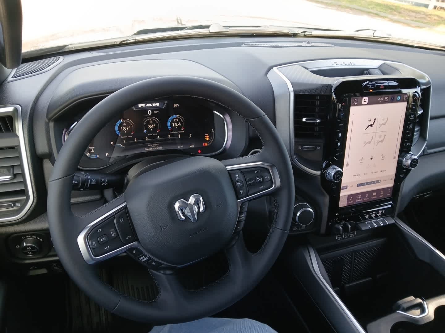 2026 RAM Ram 1500 RAM 1500 BIG HORN CREW CAB 4X4 5'7' BOX