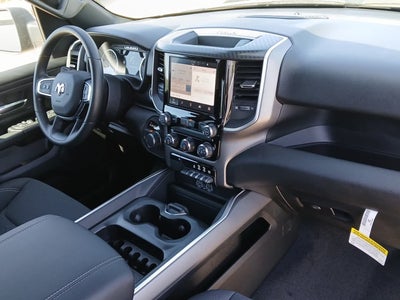 2026 RAM Ram 1500 RAM 1500 EXPRESS CREW CAB 4X4 5'7' BOX