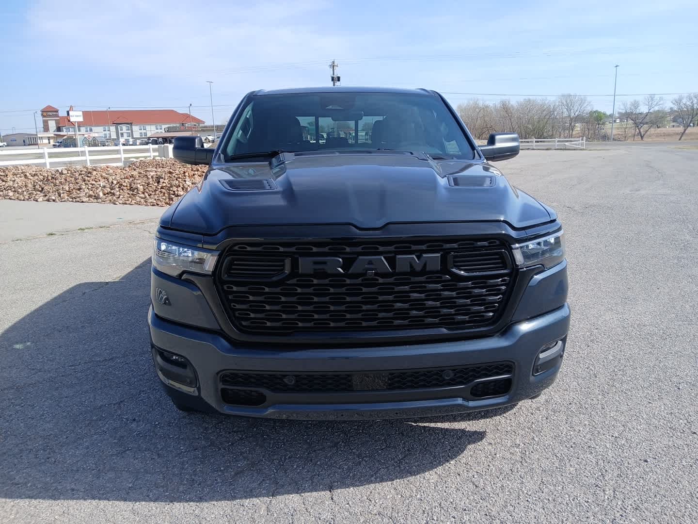 2026 RAM Ram 1500 RAM 1500 EXPRESS CREW CAB 4X4 5'7' BOX