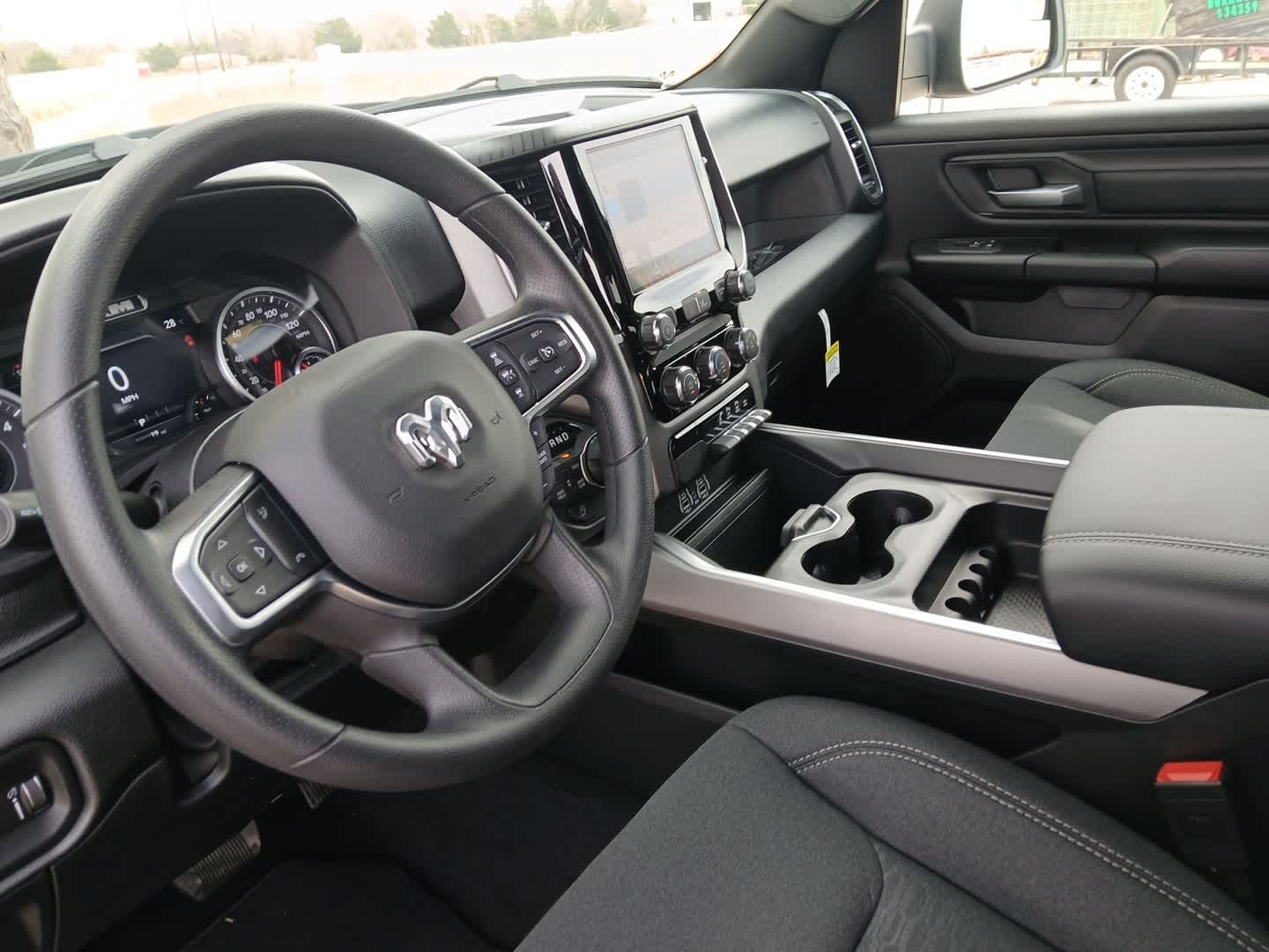 2026 RAM Ram 1500 RAM 1500 EXPRESS CREW CAB 4X4 5'7' BOX