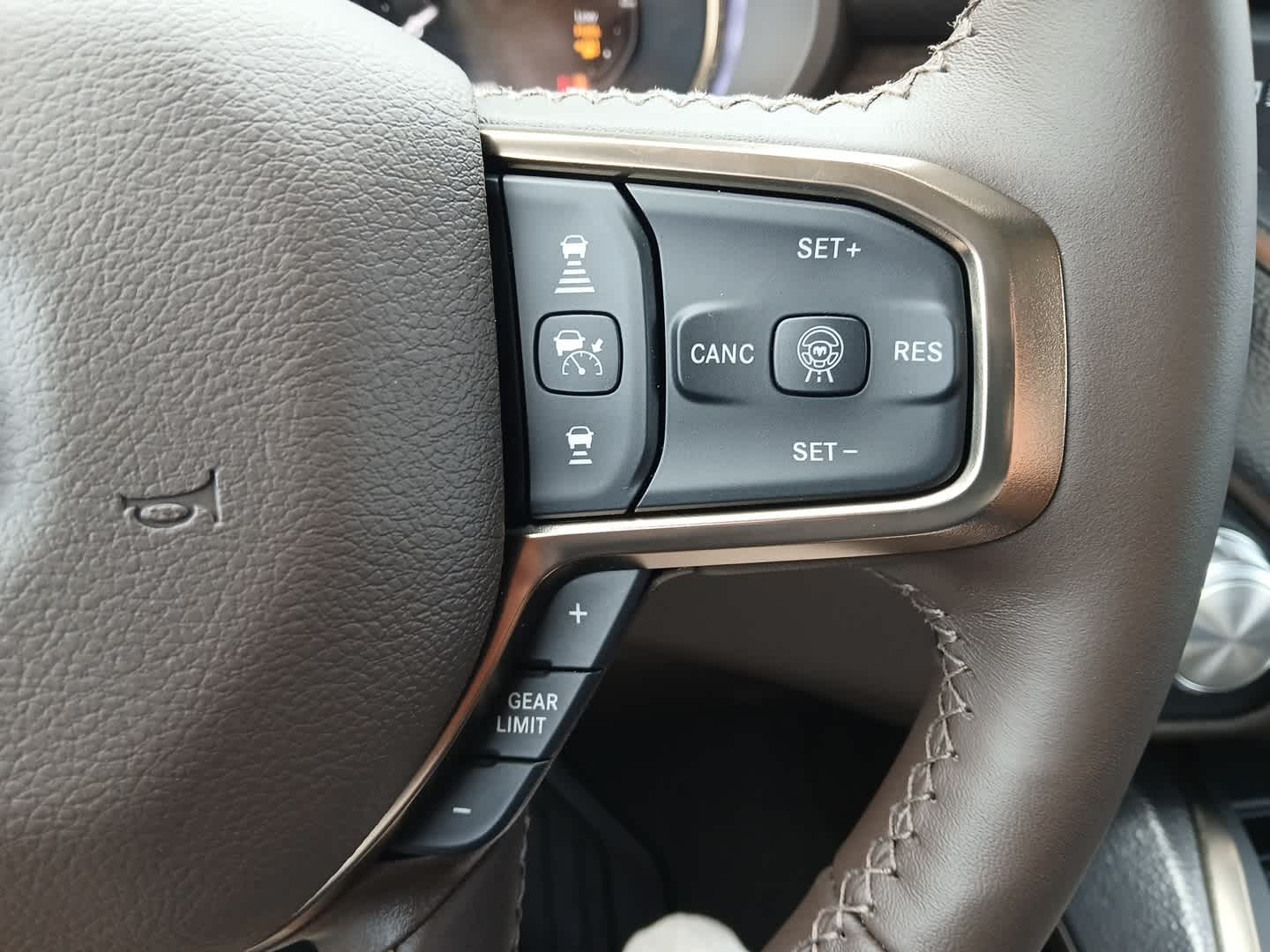 2026 RAM Ram 1500 RAM 1500 LIMITED LONGHORN CREW CAB 4X4 5'7' BOX