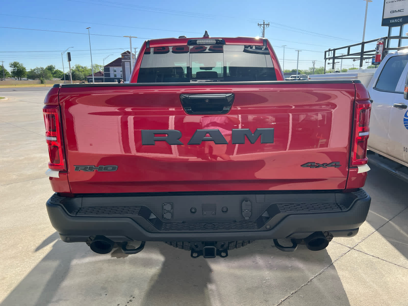 2026 RAM Ram 1500 RAM 1500 RHO CREW CAB 4X4 5'7' BOX