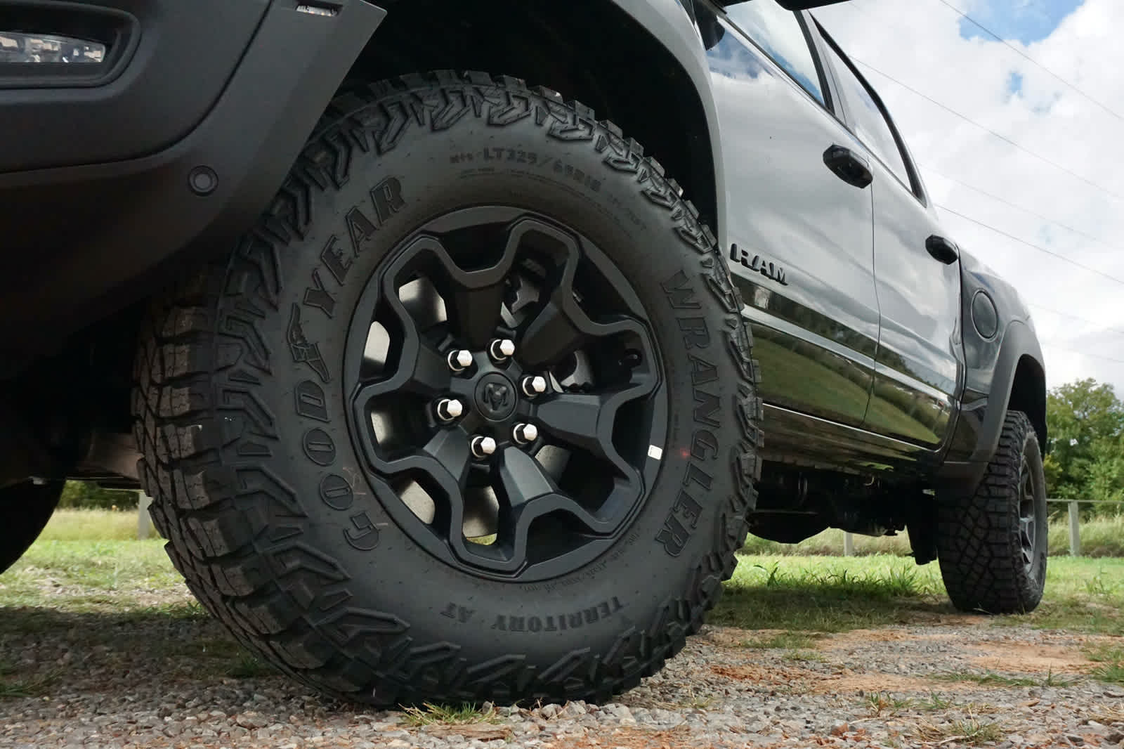 2026 RAM Ram 1500 RAM 1500 RHO CREW CAB 4X4 5'7' BOX