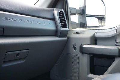 2022 Ford F-350 XLT