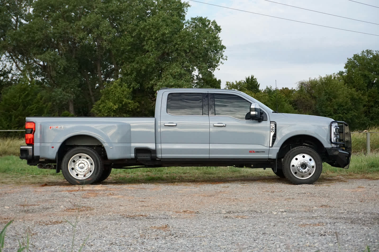 2025 Ford F-350 LARIAT