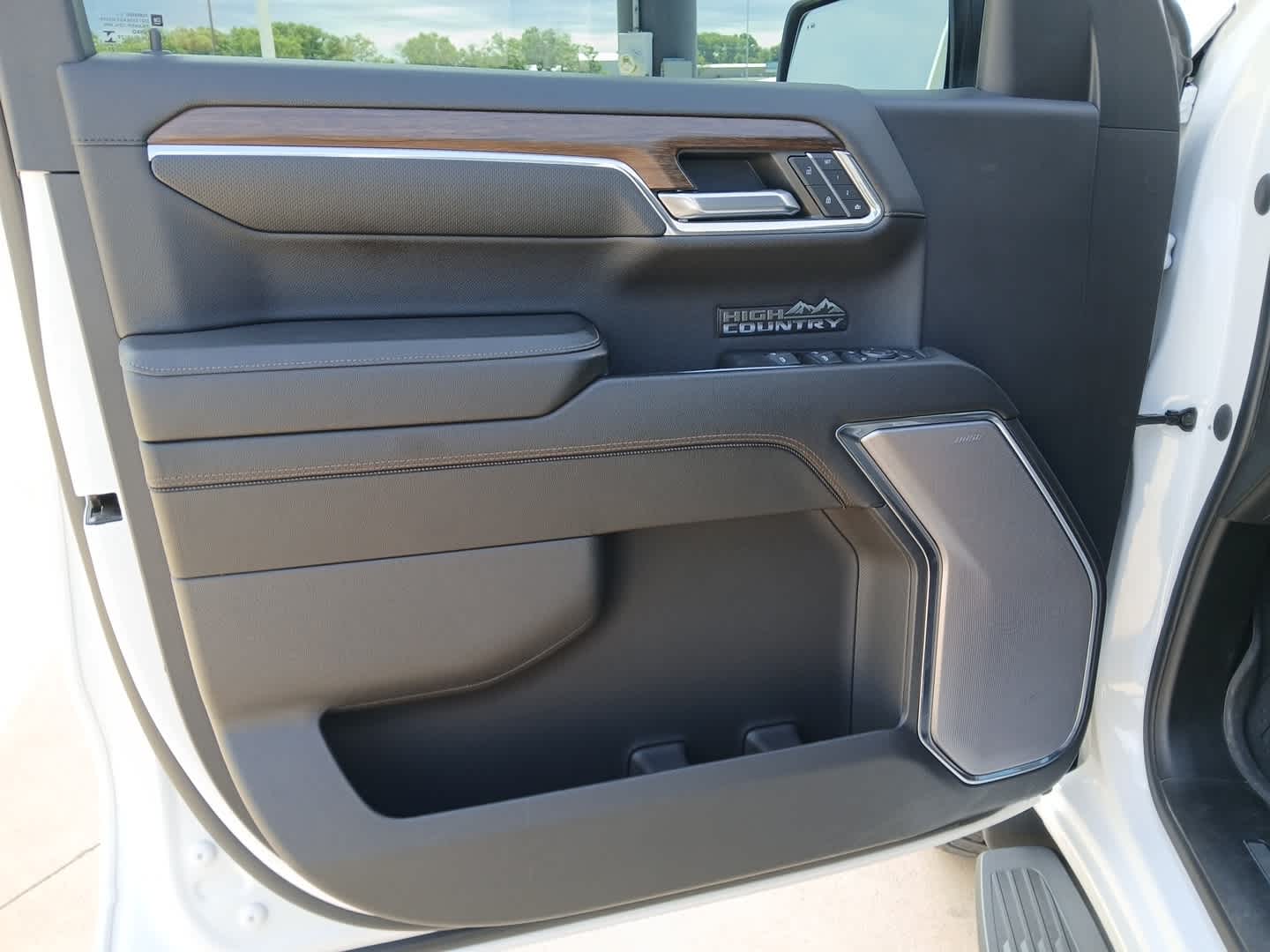 2023 Chevrolet Silverado 1500 4WD Crew Cab Short Bed High Country
