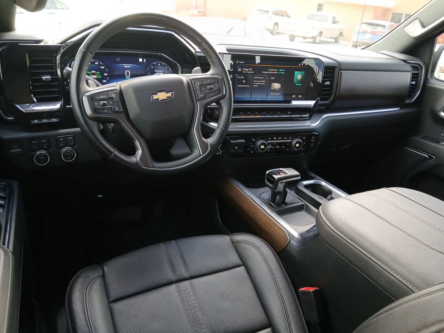 2023 Chevrolet Silverado 1500 4WD Crew Cab Short Bed High Country