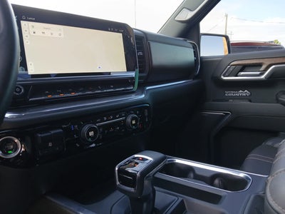 2023 Chevrolet Silverado 1500 4WD Crew Cab Short Bed High Country