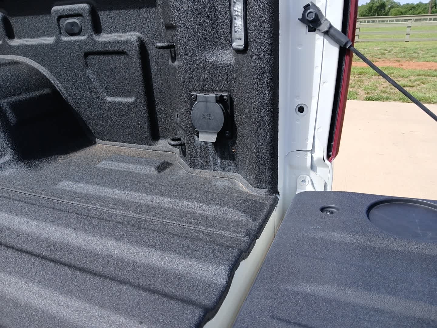 2023 Chevrolet Silverado 1500 4WD Crew Cab Short Bed High Country