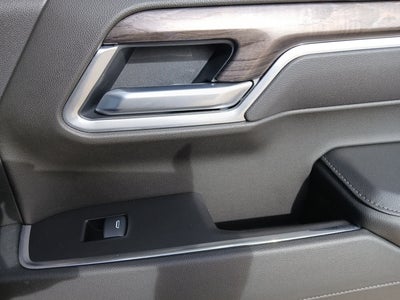 2025 Chevrolet Silverado 1500 4WD Crew Cab Short Bed LTZ