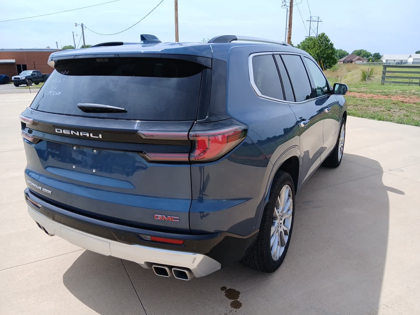 2026 GMC Acadia Denali AWD