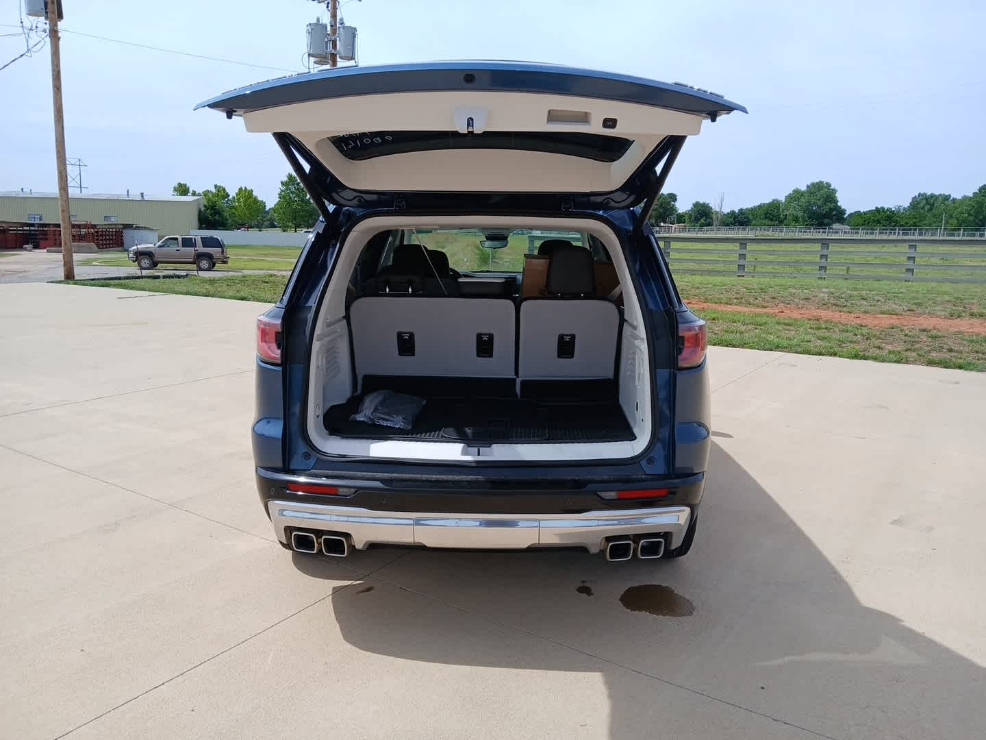 2026 GMC Acadia Denali AWD