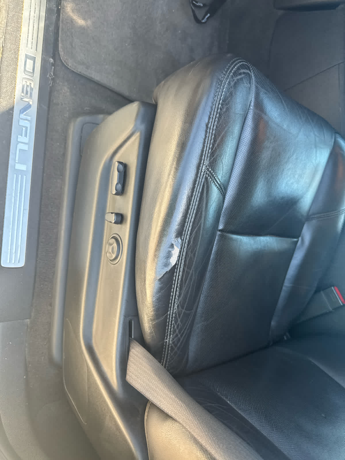 2010 GMC Yukon XL 1500 Denali