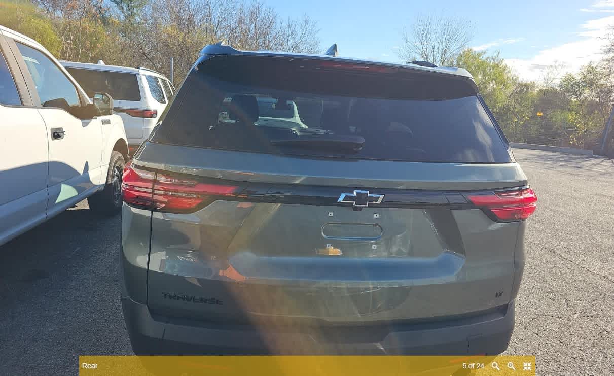 2023 Chevrolet Traverse FWD LT Cloth