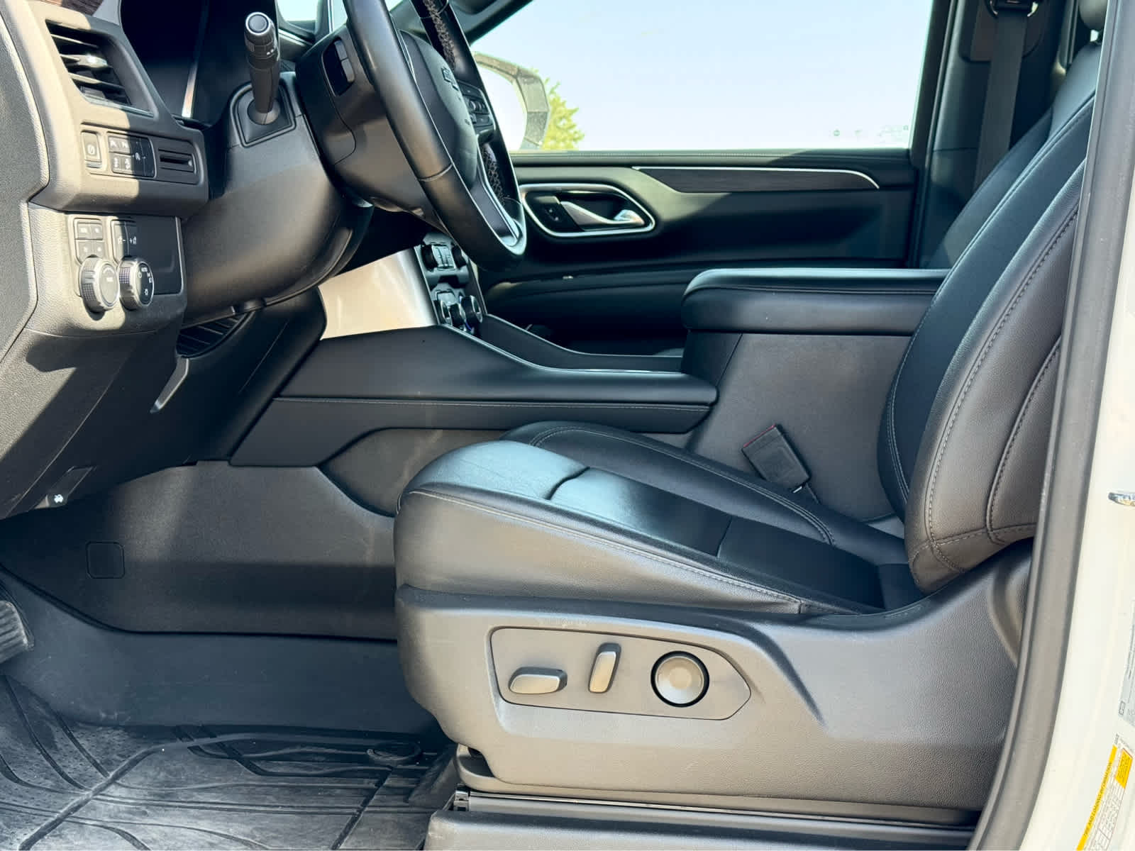 2023 Chevrolet Suburban 4WD Z71