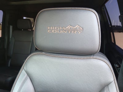 2024 Chevrolet Suburban 4WD High Country