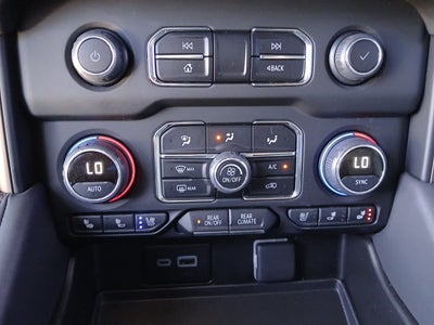 2024 Chevrolet Suburban 4WD High Country