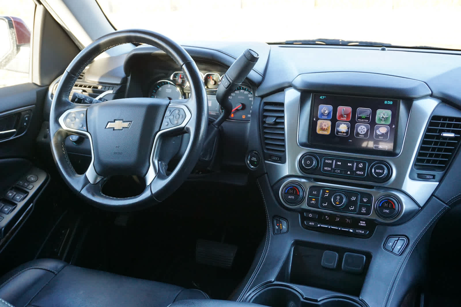 2020 Chevrolet Suburban 4WD LT