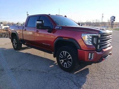 2023 GMC Sierra 2500HD 4WD Crew Cab Standard Bed AT4