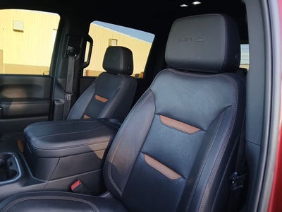 2023 GMC Sierra 2500HD 4WD Crew Cab Standard Bed AT4