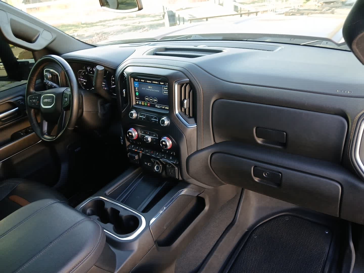 2023 GMC Sierra 2500HD 4WD Crew Cab Standard Bed AT4