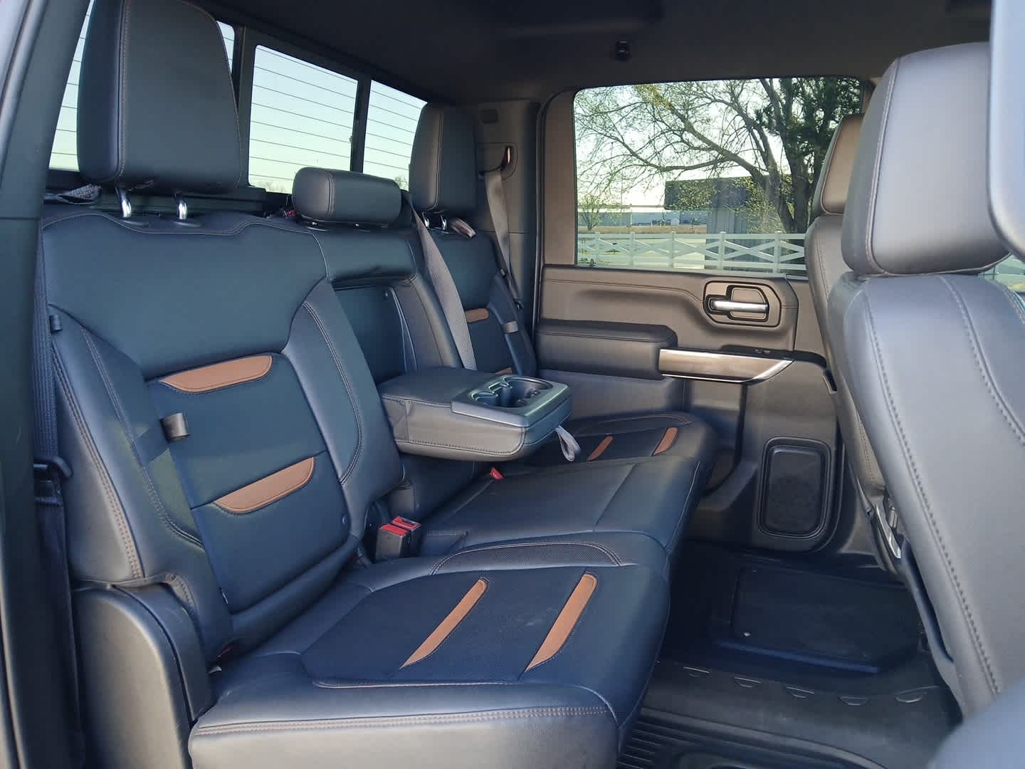 2023 GMC Sierra 2500HD 4WD Crew Cab Standard Bed AT4