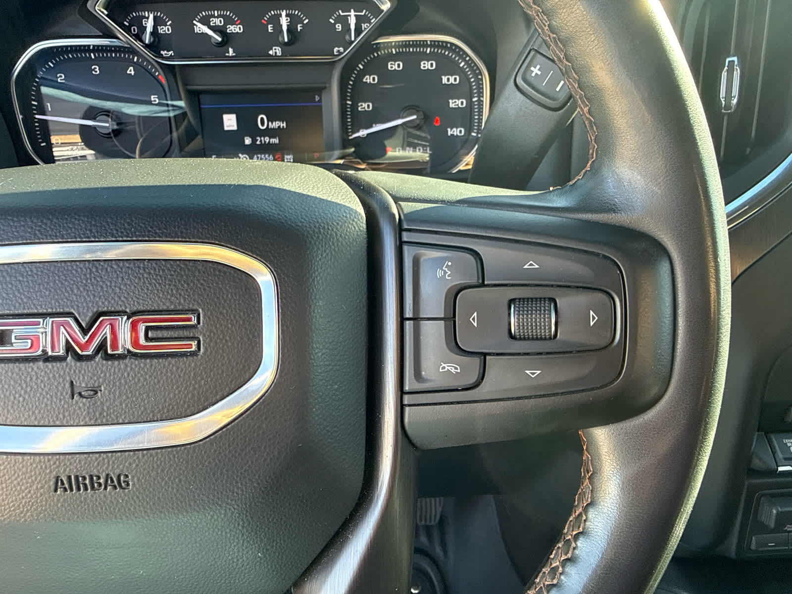 2023 GMC Sierra 2500HD 4WD Crew Cab Standard Bed AT4