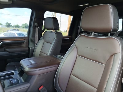 2024 GMC Sierra 2500HD 4WD Crew Cab Standard Bed Denali