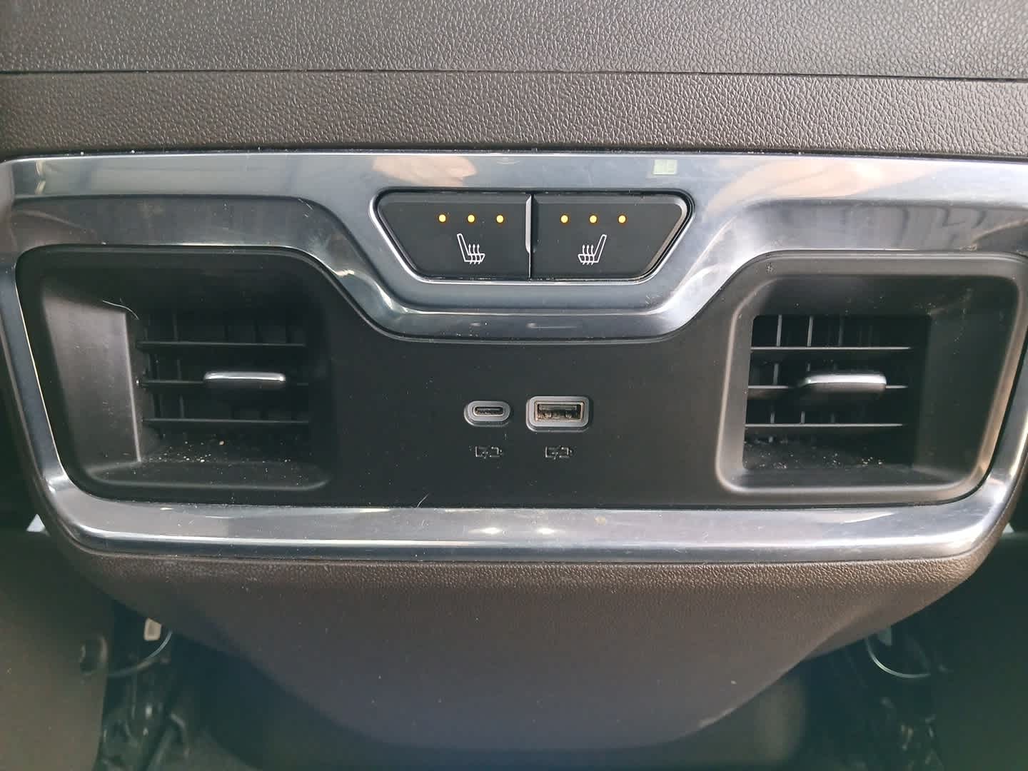 2024 GMC Sierra 2500HD 4WD Crew Cab Standard Bed Denali